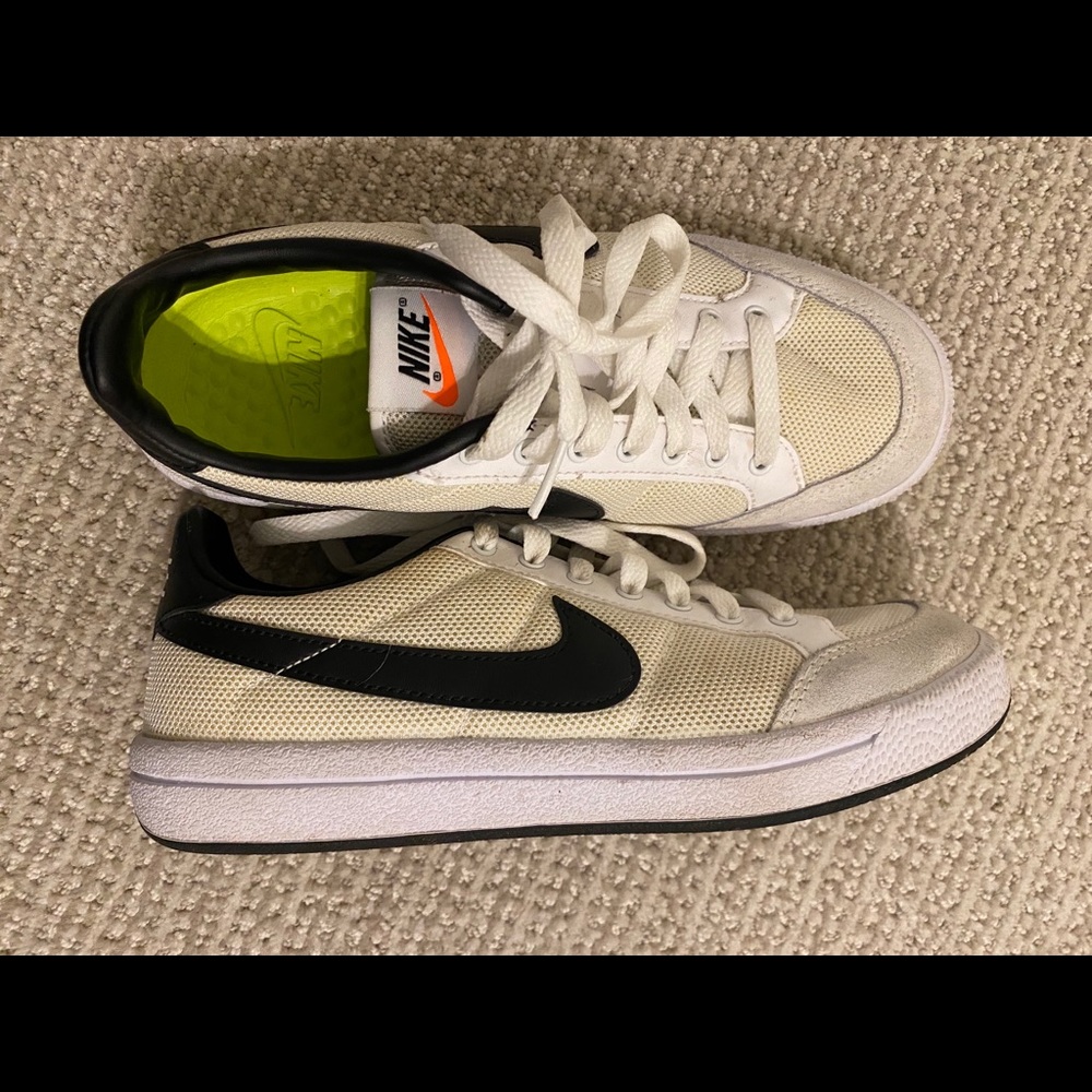 Nike Women’s Sneakers size 7.5